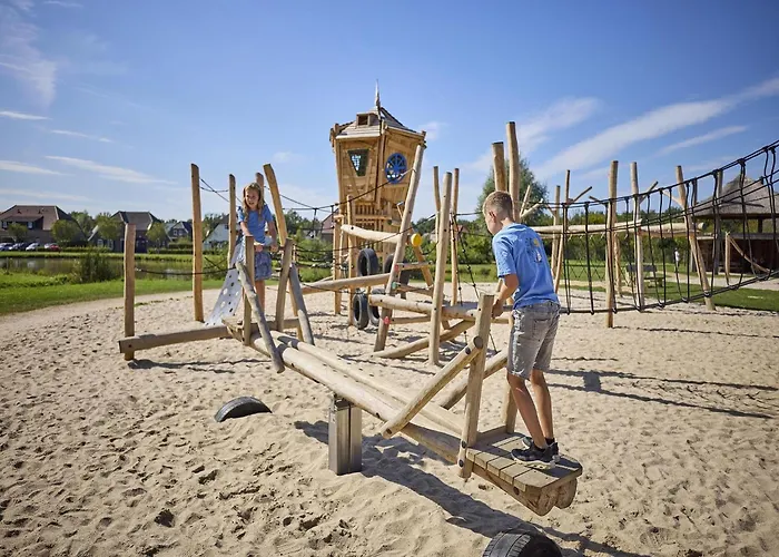 In Limburg With Sauna & Whirlpool *