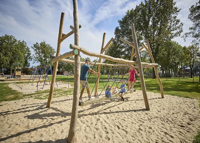 In Limburg With Sauna & Whirlpool Roggel