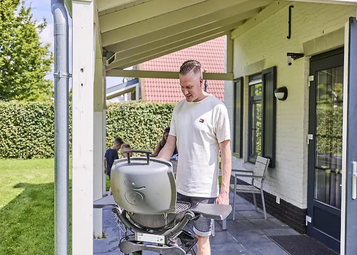 Вилла In Limburg With Sauna & Whirlpool